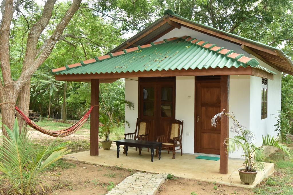 King'S Elephant Cabanas & Restaurant Tangalle Exterior photo